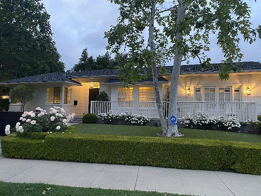 CAST 9563-Sherman Oaks