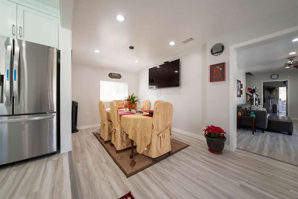 11957 dining 4 11957 dining 4