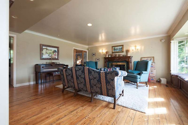 10822 living 2 10822 living 2