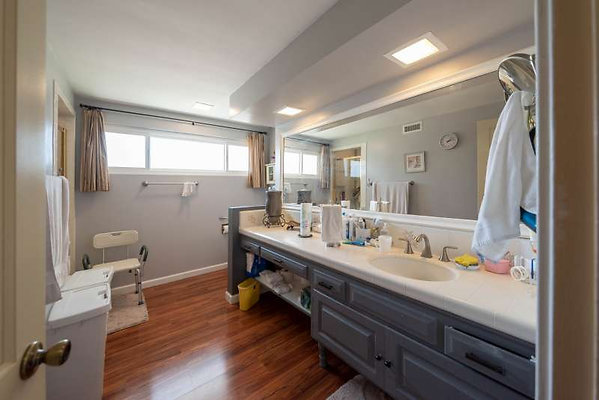 11957 bath 1 11957 bath 1