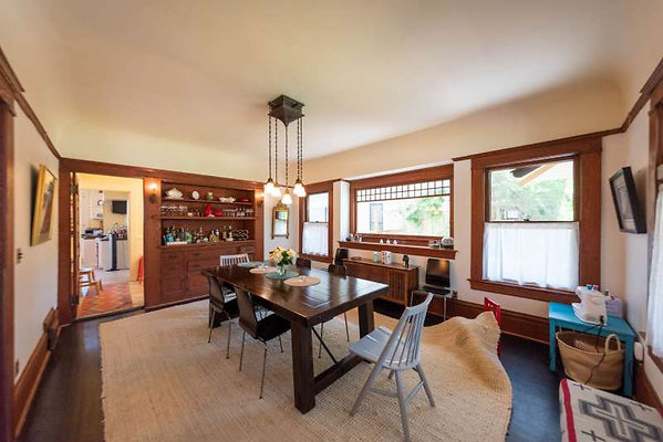 12443 dining 4 12443 dining 4