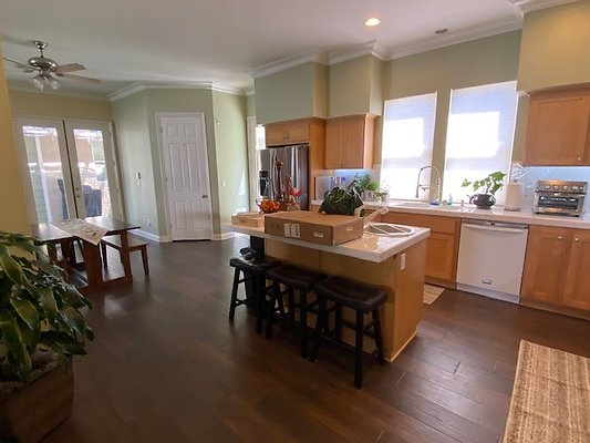 UNIVERSAL-B593-SCV-48 UNIVERSAL-B593-SCV-48