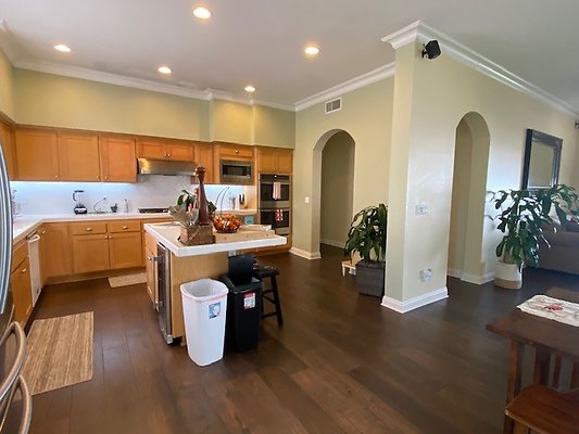 UNIVERSAL-B593-SCV-40 UNIVERSAL-B593-SCV-40