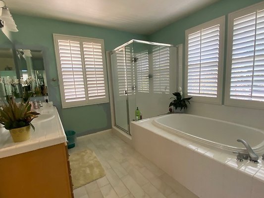 UNIVERSAL-B593-SCV-13 UNIVERSAL-B593-SCV-13