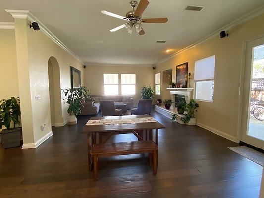 UNIVERSAL-B593-SCV-51 UNIVERSAL-B593-SCV-51