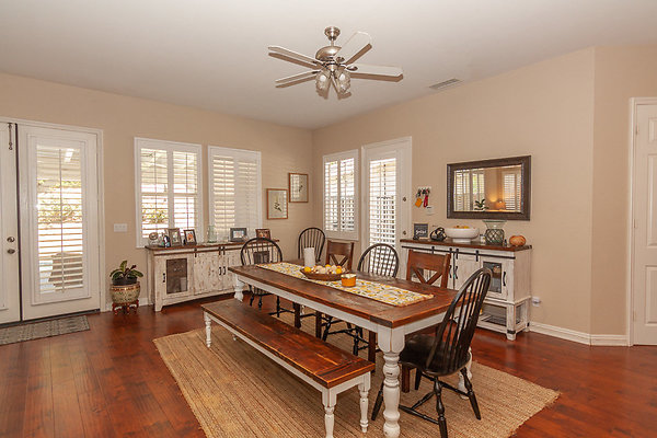 24-vogelhouse 16 jpg 24-vogelhouse 16 jpg