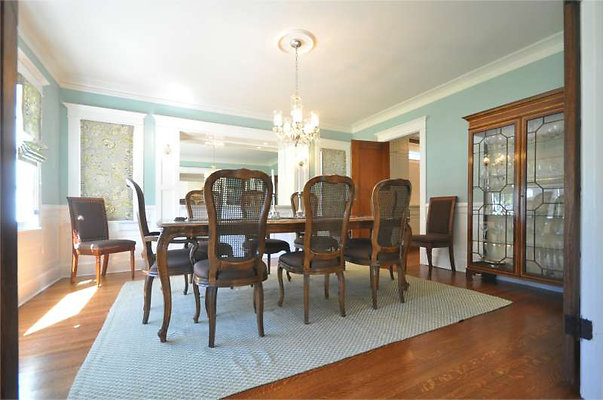 9449 dining 1 9449 dining 1