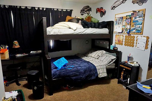 UNIVERSAL-9994-SCV-27 UNIVERSAL-9994-SCV-27