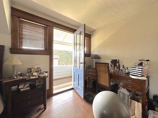 WESTSIDE LOCATIONS 76 WESTSIDE LOCATIONS 76