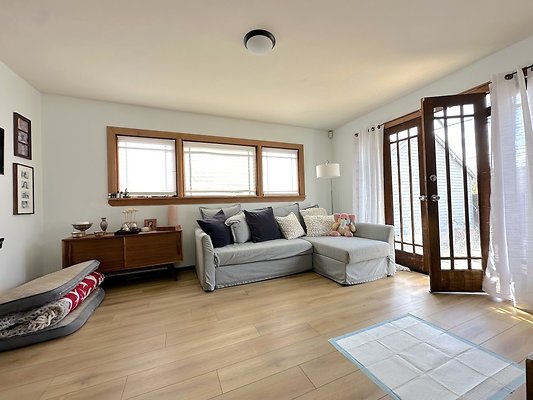 WESTSIDE LOCATIONS 61