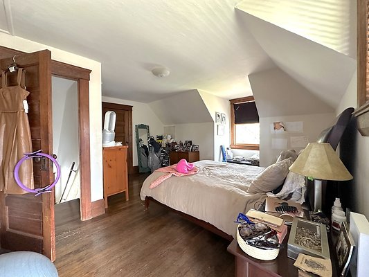 WESTSIDE LOCATIONS 79 WESTSIDE LOCATIONS 79