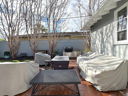 WESTSIDE LOCATIONS  109