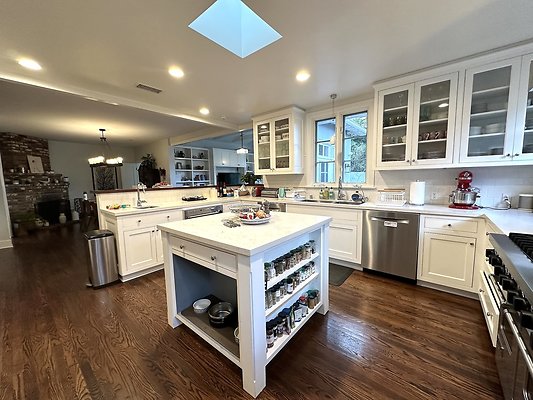 WESTSIDE LOCATIONS  36