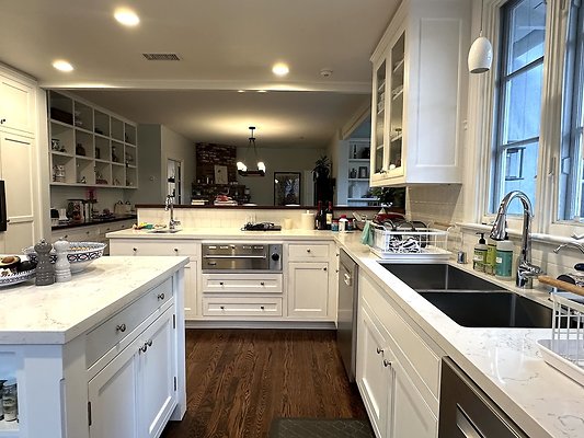 WESTSIDE LOCATIONS  41