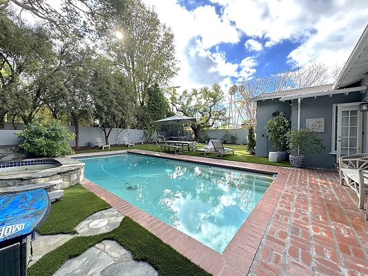 WESTSIDE LOCATIONS  104