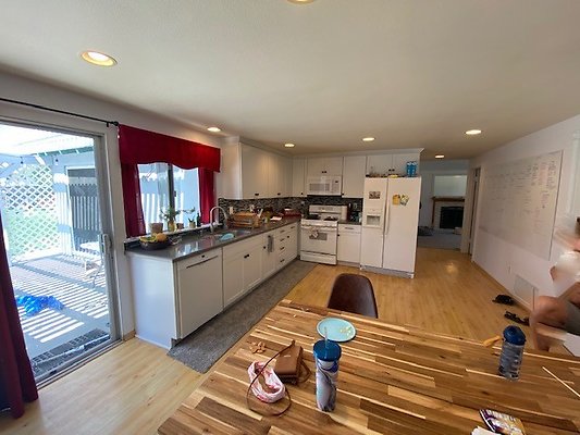 UNIVERSAL-B599-SCV-4