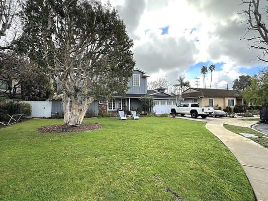 WESTSIDE LOCATIONS  9